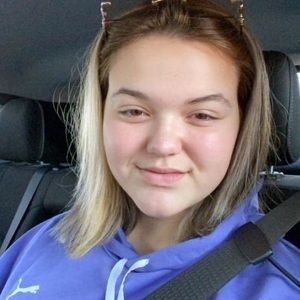 Meet your Posher, Lana